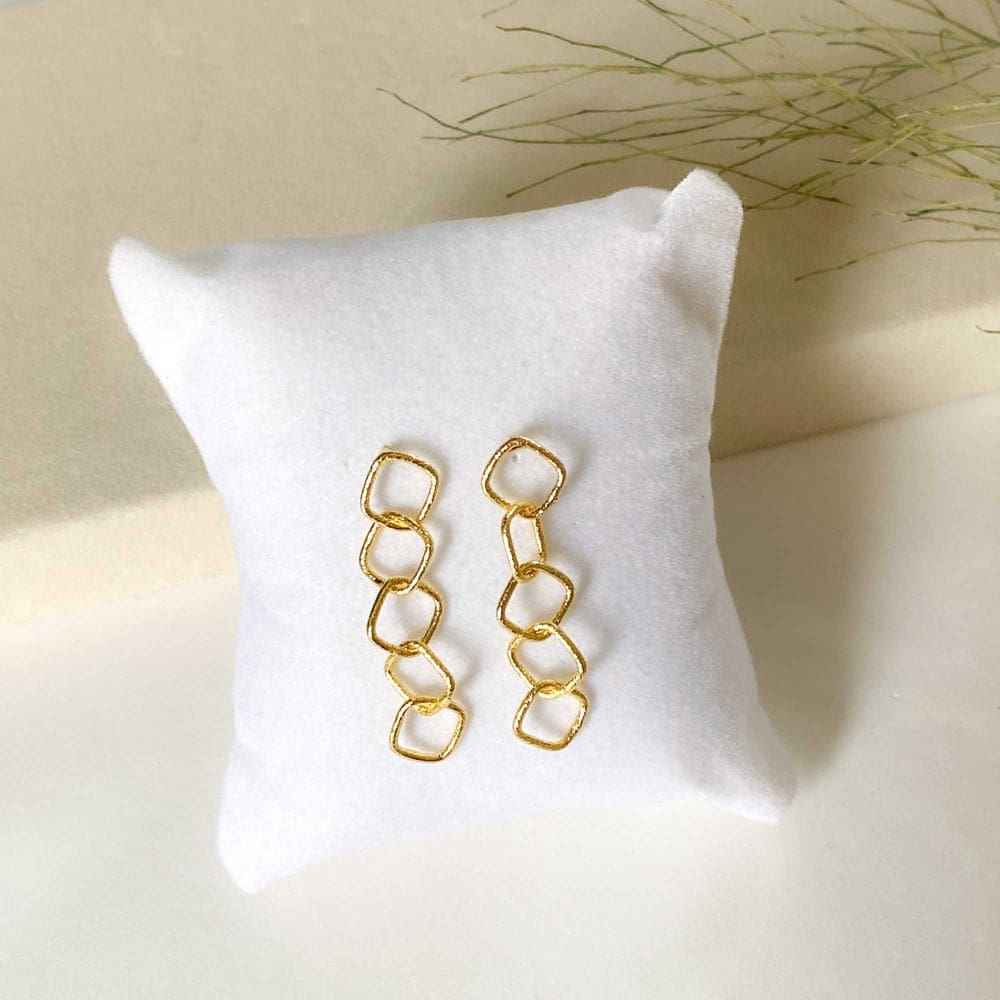 Brinco Elos - Banhado em Ouro 18k