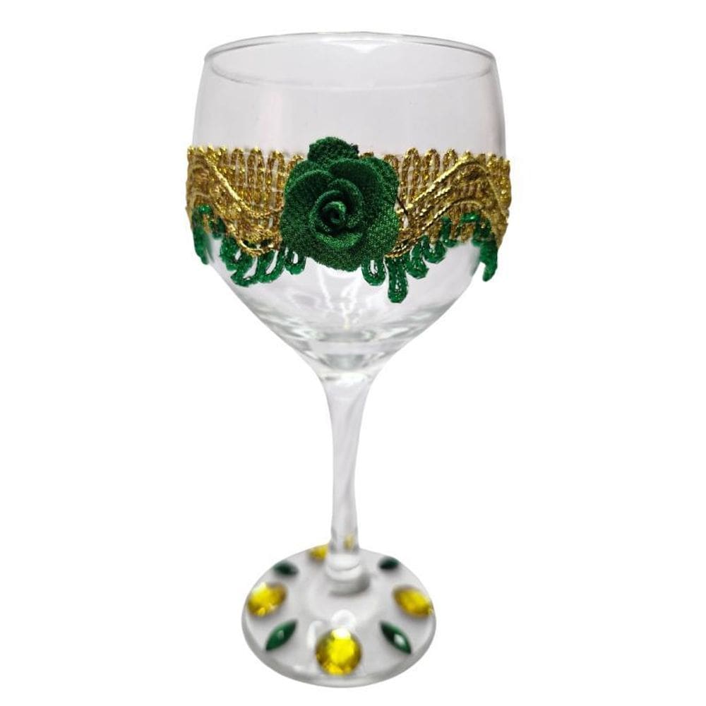 Taça Vidro Cigana Esmeralda Verde E Dourado Altar 365 Ml