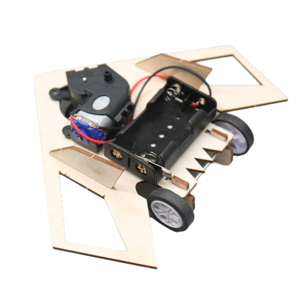 A ciência STEM experimenta obstáculos de madeira para evitar carros e crianças
