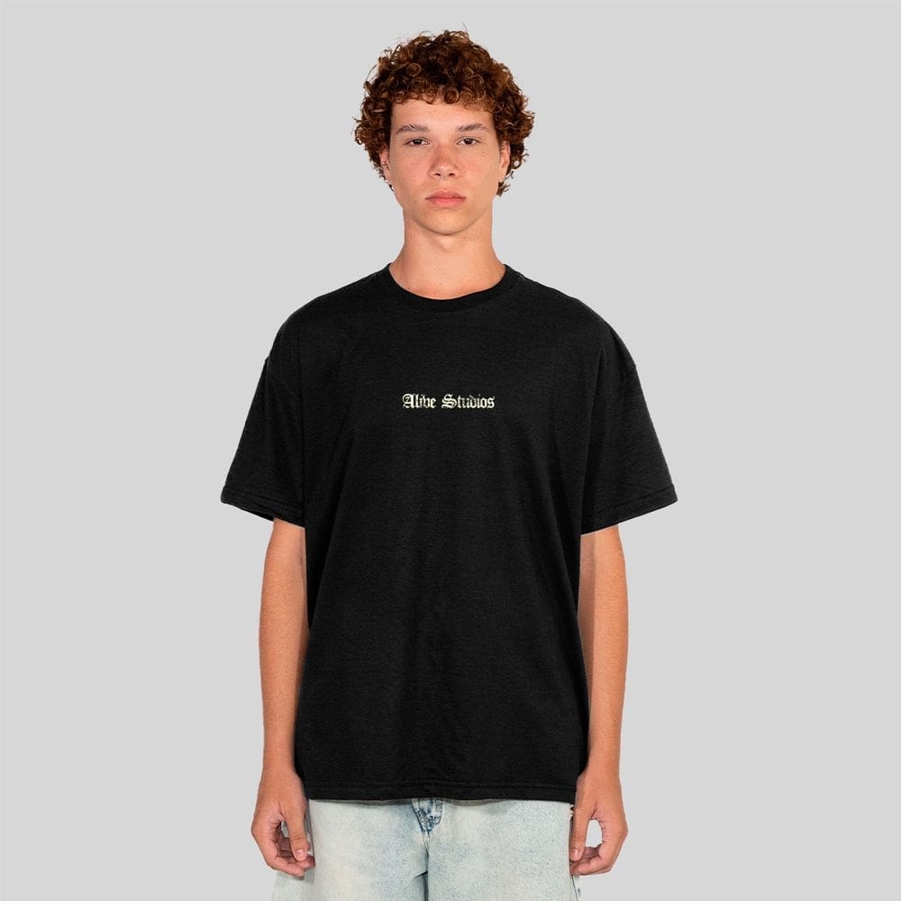 Camiseta Alive Clássica Vinil Preto