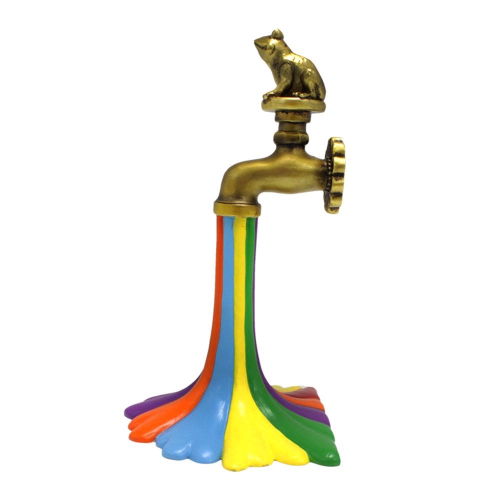 Resina criativa de escultura de torneira de arco-íris para ornamento de jardim