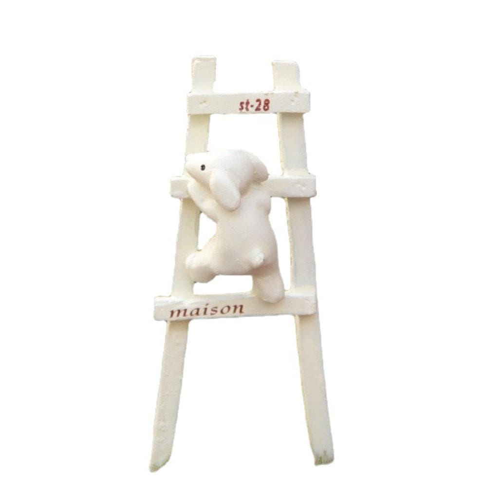 Decoração de jardim Cute White Dog Climbing Ladder Resin