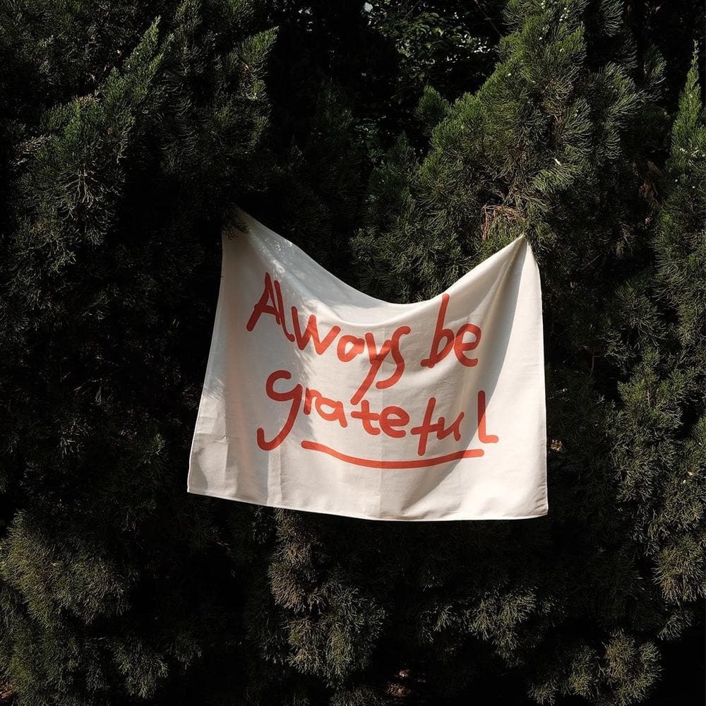Tapeçaria para pendurar na parede Always Be Grateful 150 cm x 130 cm