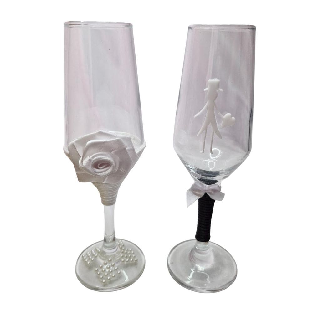 2 Taças Vidro Casamento Noivos Presente