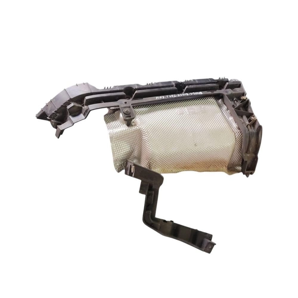 Guia Suporte Parachoque Traseiro Direito Ranger Rover 2012