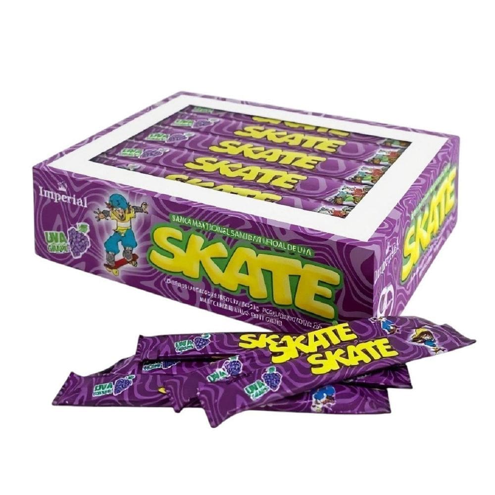 2 Pacotes Bala Skate Sabor Uva Com 50 Unidades De 12 Gramas
