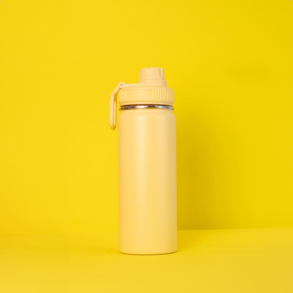 Garrafa com Alça e Bico 570ml Parede Dupla Amarela