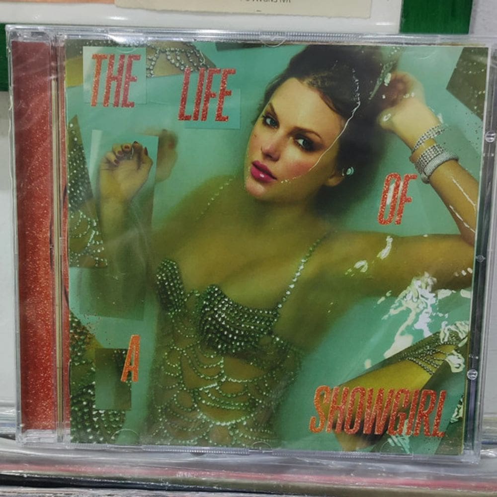 CD Taylor Swift - The Life of a Showgirl: (CD Importado)