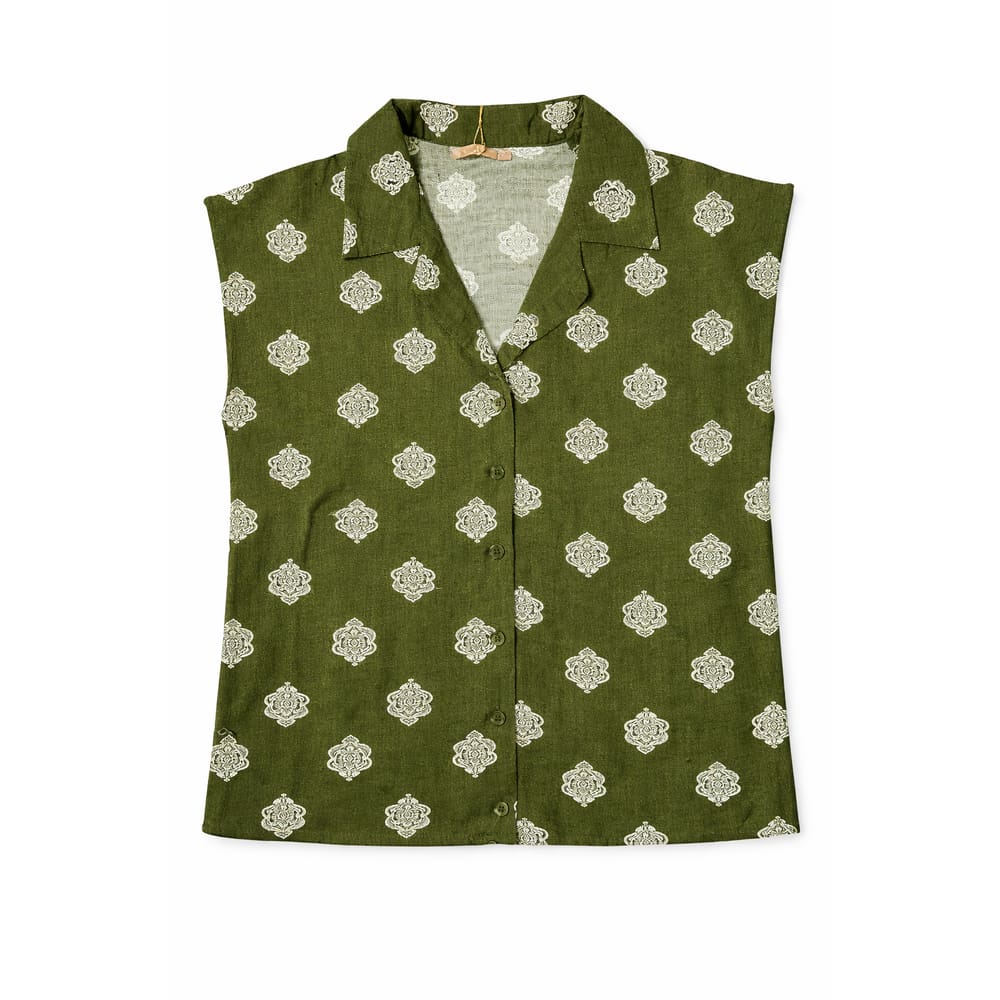 Blusa Feminina Floral Estampada Sem Manga com Abotoamento