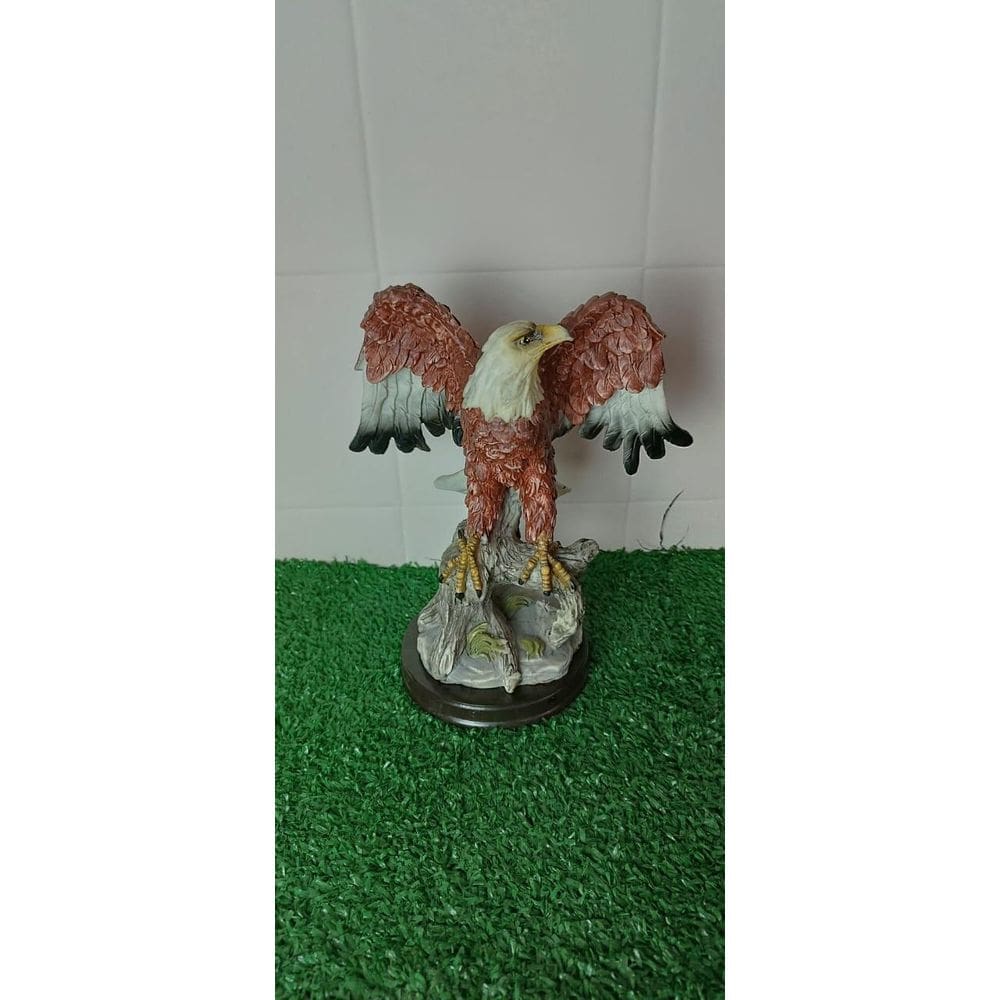 Enfeite Animal Aguia De Resina Decorativo 22Cm