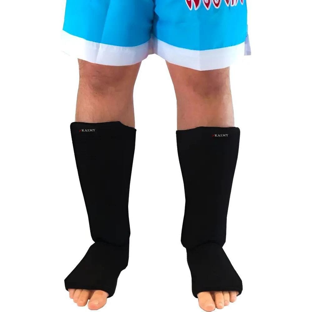 Caneleira Kaemy Muay Thai Par Com Protetor Preto M