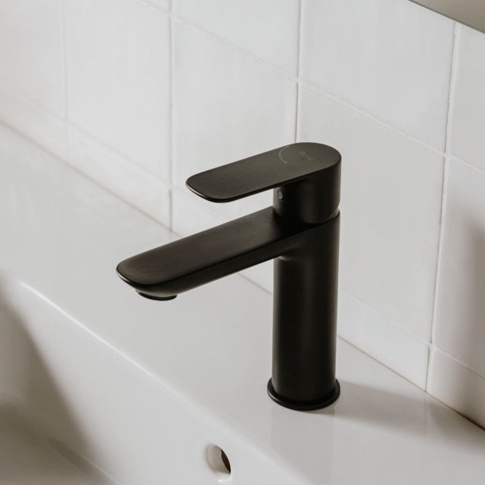 Monocomando para Lavatório de Mesa Bica Baixa Cala Roca Matte Black