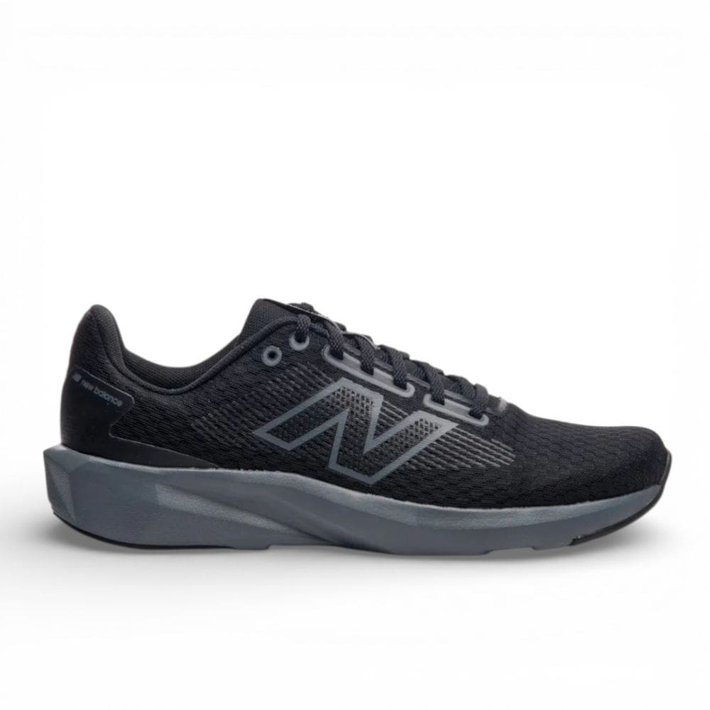 Tênis New Balance Running 413v3 Masculino Confortável