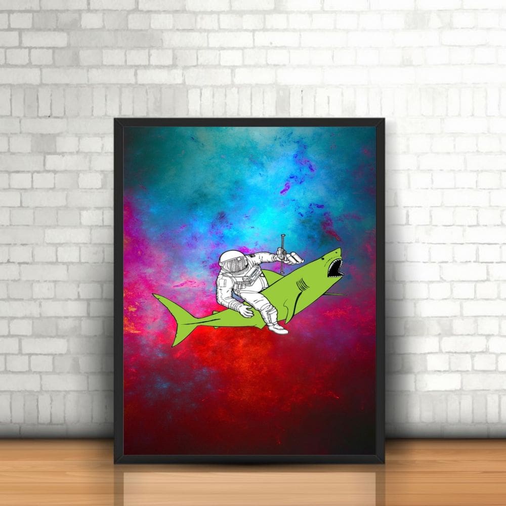 Quadro com Moldura Tumblr Astronauta e Tubarão Galáxia 60x40
