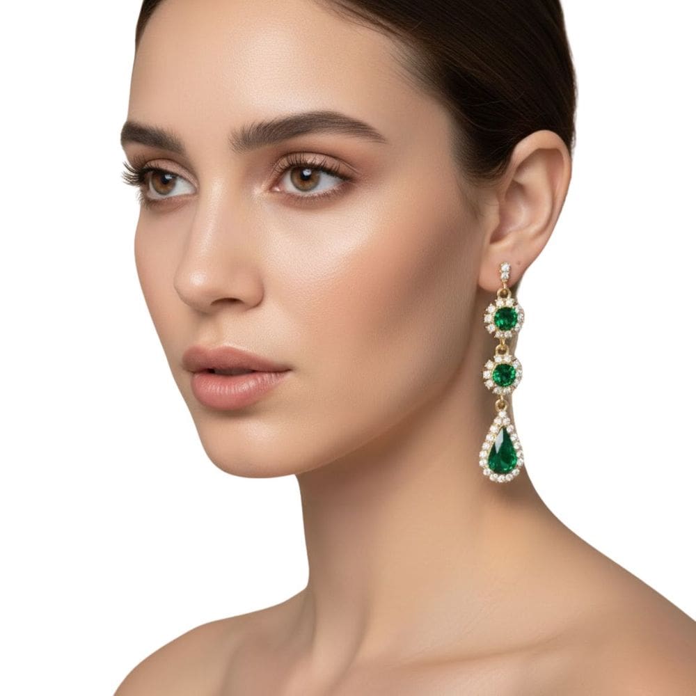 Brinco Feminino Longo Cascata Esmeralda e Zircônias de Luxo