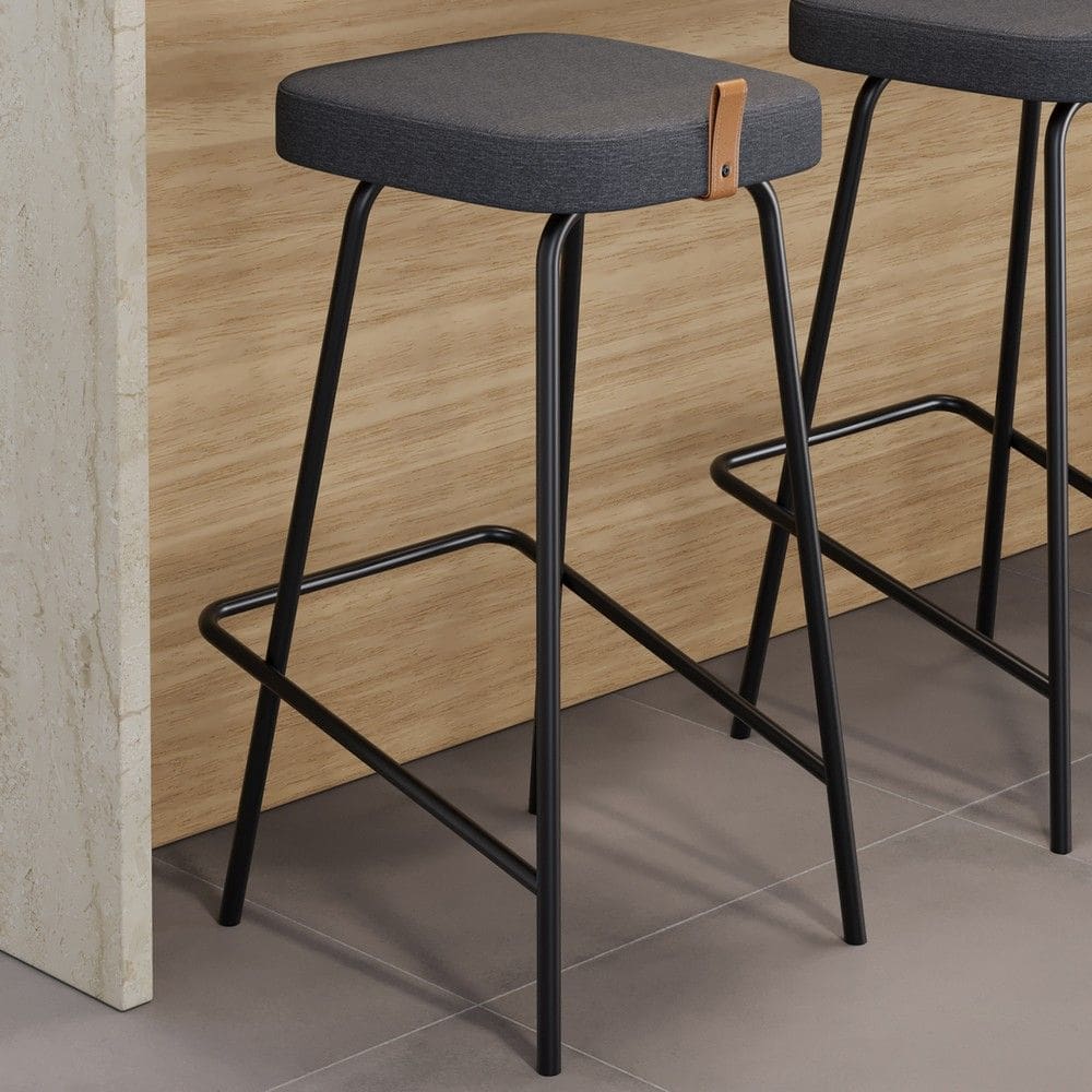 Banqueta Alta Cozinha e Área Gourmet Vik Estofada Linho Grafite - Abmaza