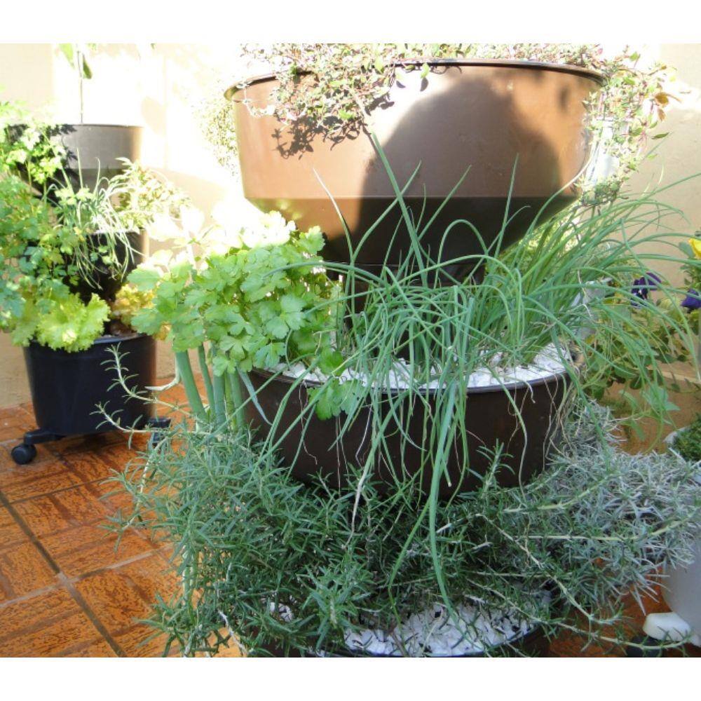 Horta Vertical auto irrigável - não acompanha rodízio - Cor Marrom